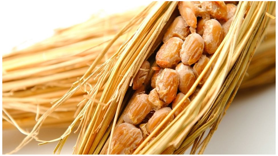 Japan i hrana: Šta je sluzava superhrana koja je podelila zemlju 5 Seamed soybeans were wrapped in rice straw