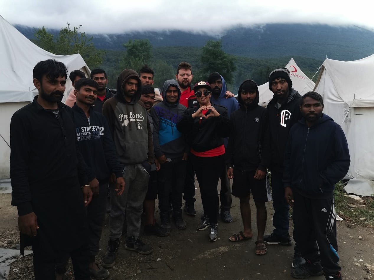 Kid Pex, aktivizam i muzika: Od izbeglice iz Zagreba, do bečkog repera koji pomaže migrantima u Bosni 3 Kid Peks i izbeglice u Vučjaku