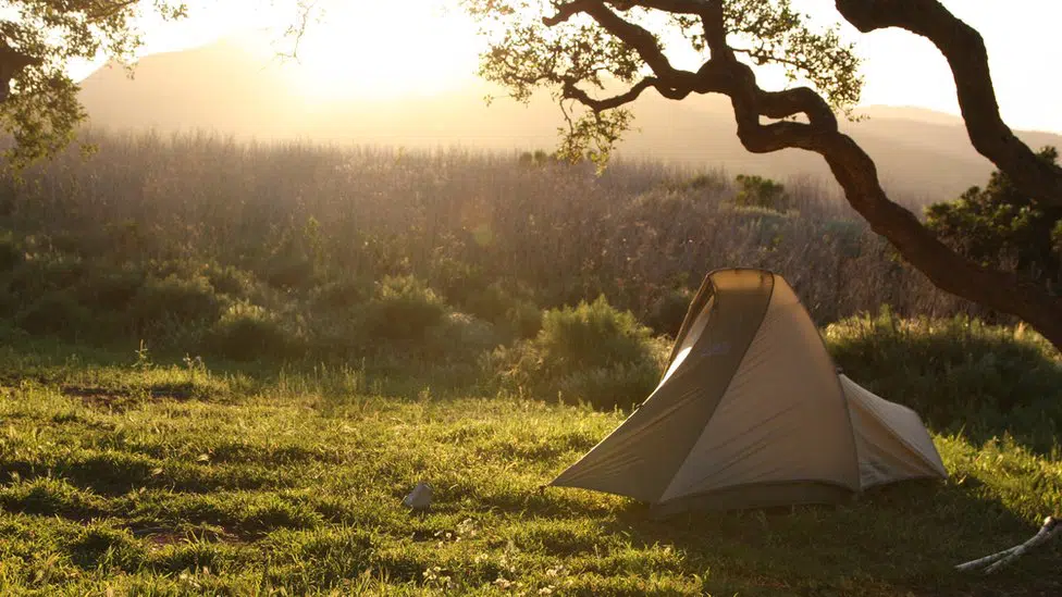 Šator spada u osnovnu opremu za kampovanje