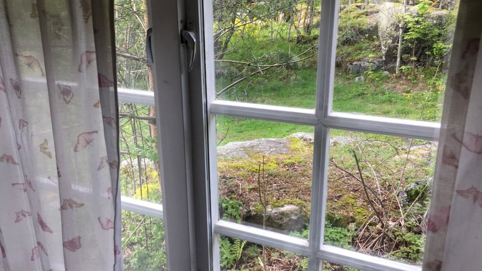 Norveška, Drugi svetski rat i nacizam: Proveo sam noć u Kvislingovoj kolibi 1 View from cabin window