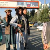 Rat i Avganistan: Talibani poručuju da „opraštaju svima" koji su se borili protiv njih, dvojica državljana Srbije evakuisana iz Kabula 5