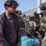 Rat i Avganistan: Državljani Srbije na aerodromu u Kabulu, Bajden brani odluku o povlačenju, talibani proglasili amnestiju za sve državne zvaničnike 5