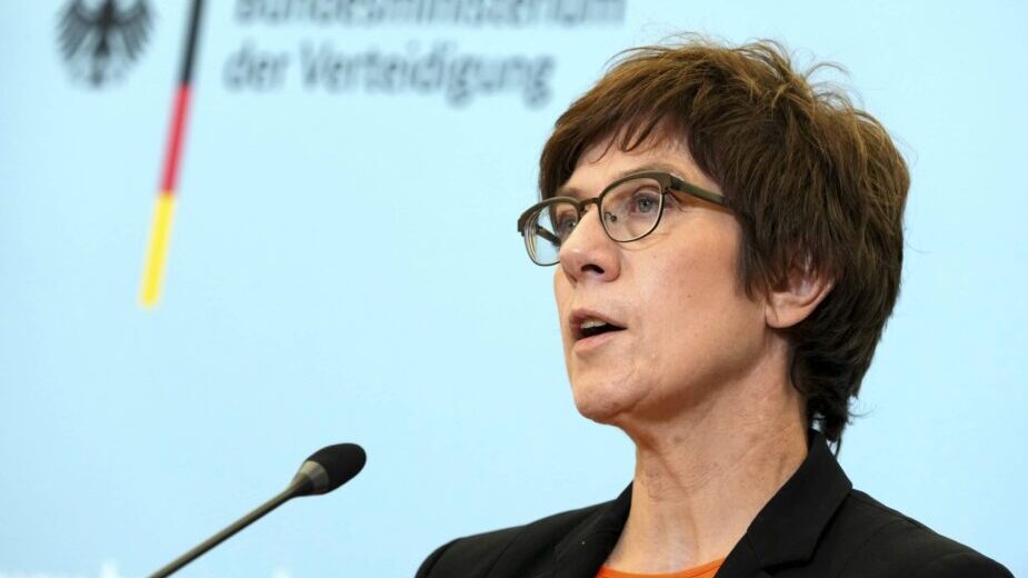 Najmanje 72 poginulo u eksplozijama u Kabulu, ID preuzela odgovornost (FOTO) 5