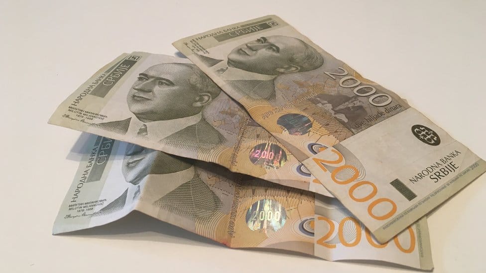 Finansije i Srbija: Čekajući novac od akcija - koliki će iznos dobiti i kada kreće isplata 1 Građani koji imaju akcije NIS-a, Telekoma i Aerodroma Nikola Tesla čekaju isplatu dividendi