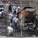 Veliki odlazak radnika naterao poslodavce da povećaju plate 12