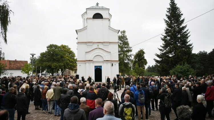 Milan Lane Gutović sahranjen u Kumodražu 1
