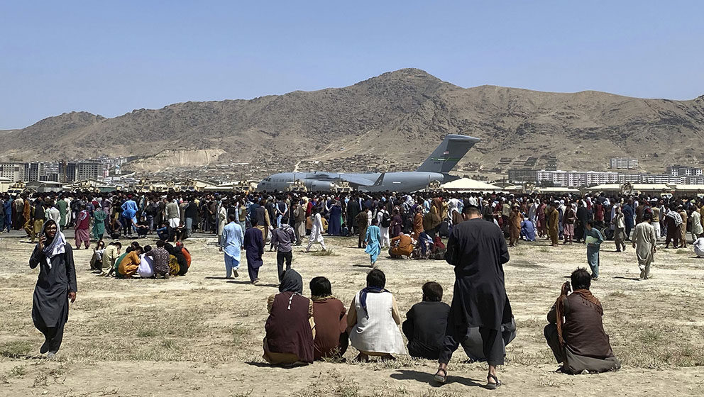 Mladi avganistanski fudbaler poginuo prilikom pada sa aviona 1
