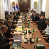 Počeo novi sastanak vlasti i opozicije bez stranih posrednika, učestvuje i Vučić 15