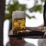 Danski proizvođač piva Karlsberg povlači se iz Rusije 9