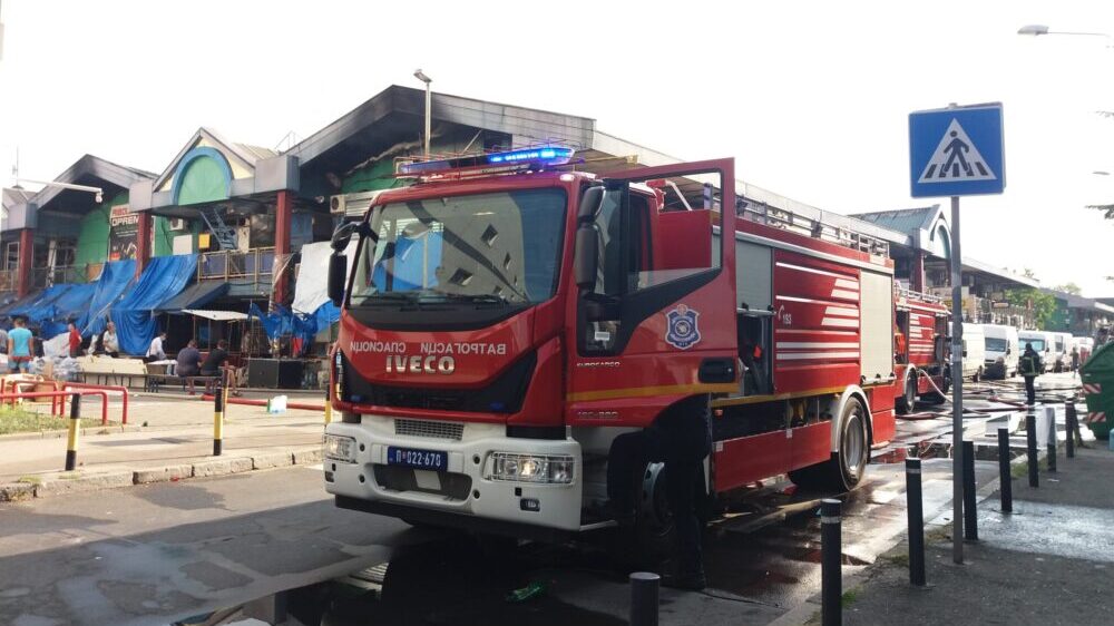 Nakon 10 sati borbe požar u Bloku 70 pod kontrolom (FOTO, VIDEO) 1