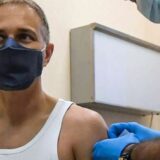 Nebojša Stefanović primio treću dozu vakcine 6