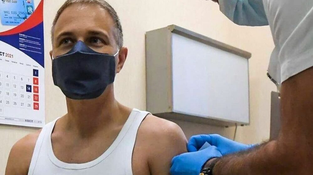 Nebojša Stefanović primio treću dozu vakcine 1