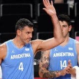 Luis Skola ispratio direktora u Varezeu 4