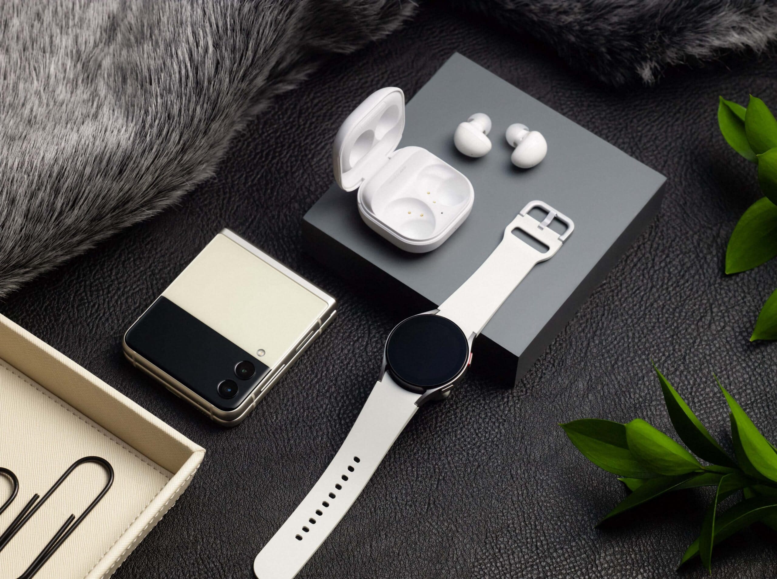 Istražite potpuno novu galaksiju mobilnih telefona - Galaxy Z Fold i Galaxy Flip3 10