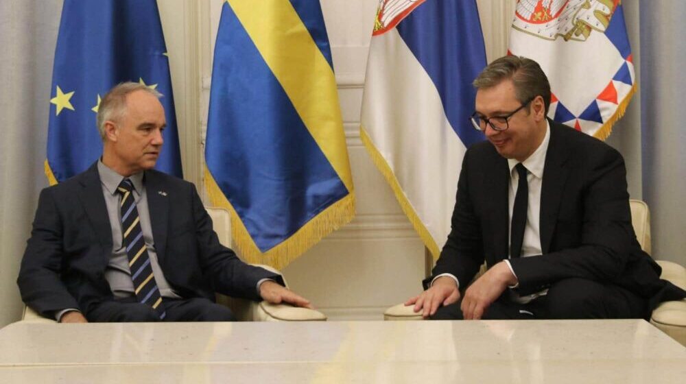 Vučić primio u oproštajnu posetu ambasadora Švedske 1