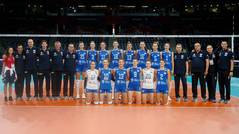 Srbija ubedljivo krenula u odbranu krune 1