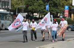 Frilenseri održali performans ispred Skupštine Srbije, nezadovoljni Zakonom o porezu 4