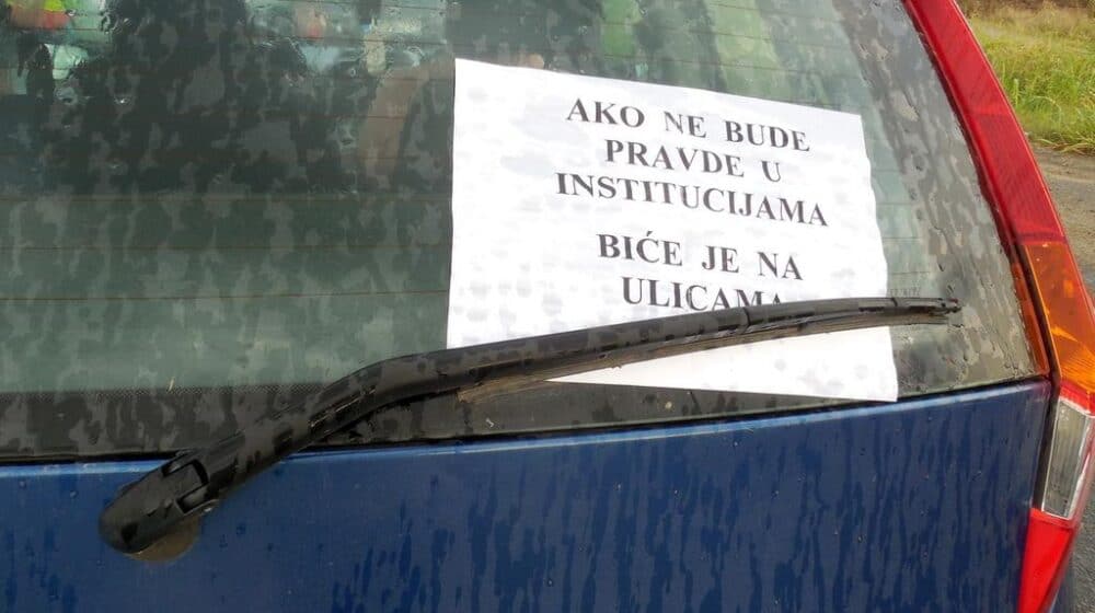 Zrenjaninci na pola sata blokirali magistralni put Beograd-Zrenjanin kod Linglonga (VIDEO) 1