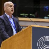 Evroposlanik Fred Matić: Vučić flertuje na dve-tri stolice, Evropa malo po malo pritiska Srbiju i dovodi do zida 12