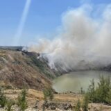 Bor: Proglašena vanredna situacija zbog požara na gradskoj deponiji 5