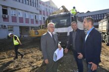 Goran Vesić u Lazarevcu Vesić: Centar Lazarevca dobija trg i podzemnu garažu 3