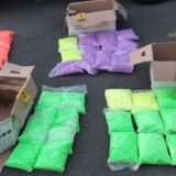 Policija u Batočini zaplenila 121 kilogram droge 11