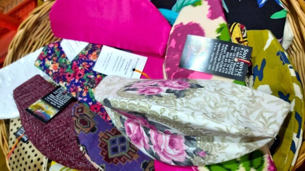 Šik šajkača - kreativna instalacija Zagorke Stojanović u kragujevačkoj „Kući Đure Jakšića” 1