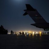 Oko 5.000 ljudi na kabulskom aerodromu čeka evakuaciju 12