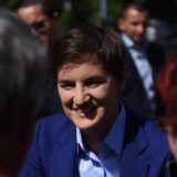 Brnabić u Sijarinskoj banji podsetila penzionere na pomoć koju je najavio Vučić 9