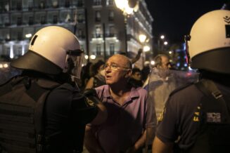 Virus Outbreak Greece Sukobi u Atini na kraju demonstracija protiv obavezne vakcinacije 2
