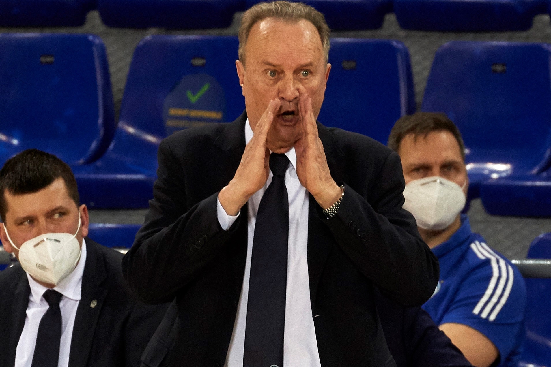 Aito napustio berlinsku Albu 1