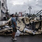 Najmanje dve osobe poginule, više od milion stanovnika Luizijane i Misisipija bez struje nakon udara uragana Ida 7
