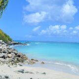 Zbog strogog karantina Martinik poručio turistima da idu kućama 2