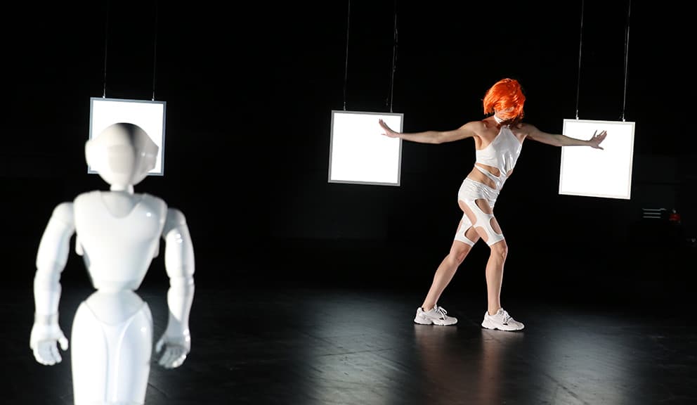 Posthumanizam na dvostrukom, 54. i 55. izdanju Bitefa 1