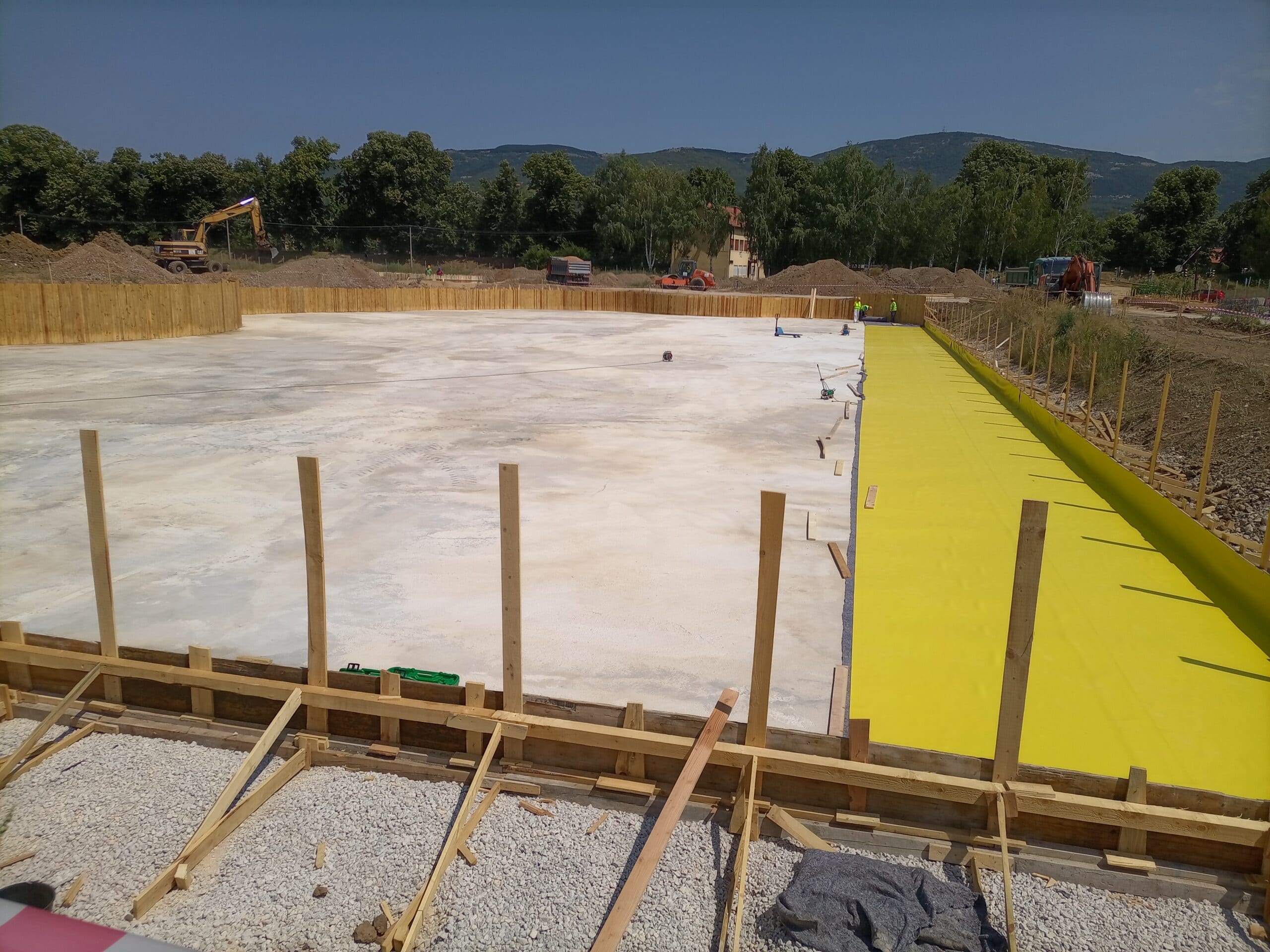Polaganjem kamena temeljca zvanično počeli radovi na izgradnji otvorenog bazena u Pirotu 3