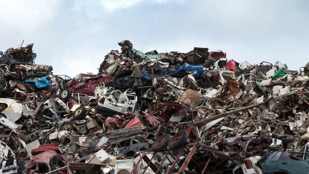 Požari ugašeni, radi se na sanaciji deponije u Torovima kod Topole 1