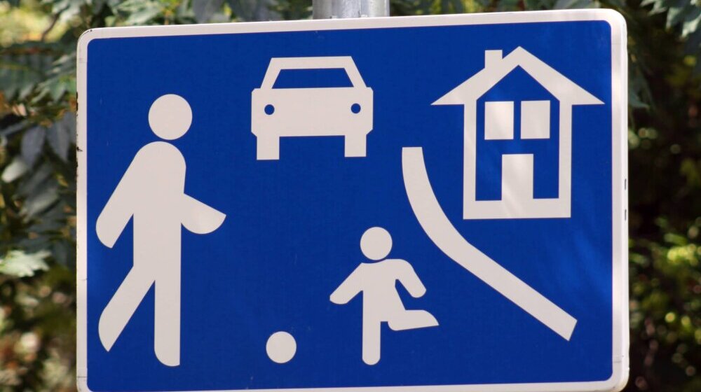 Pukovnik MUP: Prioritet smirivanje saobraćaja u zonama škola, maksimalna brzina do 30 km na čas 1