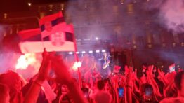 Više hiljada ljudi u Beogradu pozdravilo osvajače medalja za Srbiju (VIDEO, FOTO) 14