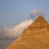 Arheolozi otkrili skriveni prolaz iza glavnog ulaza u Keopsovu piramidu 5