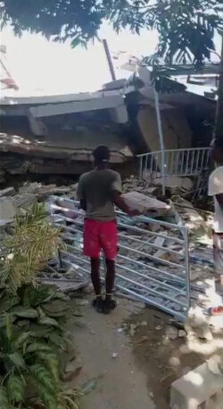 A 7.2 magnitude earthquake shakes Haiti U zemljotresu na Haitiju najmanje 227 poginulih, proglašeno vanredno stanje (FOTO) 8