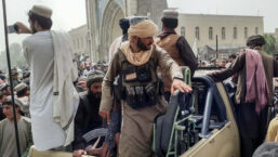 Talibani ušli u predsedničku palatu u Kabulu, poručuju da su pobedili (FOTO) 9