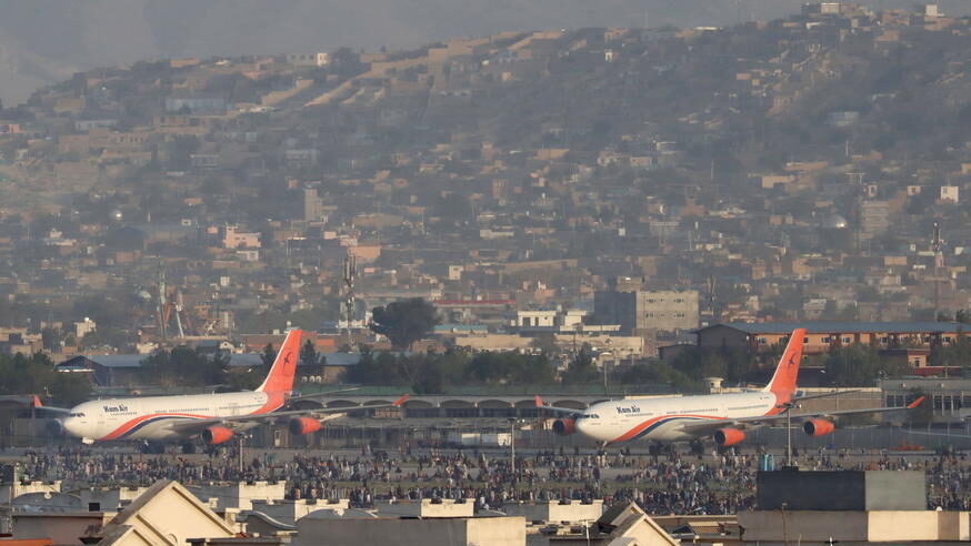 SAD istražuju pogibuju Avganistanaca pri poletanju aviona u Kabulu 1