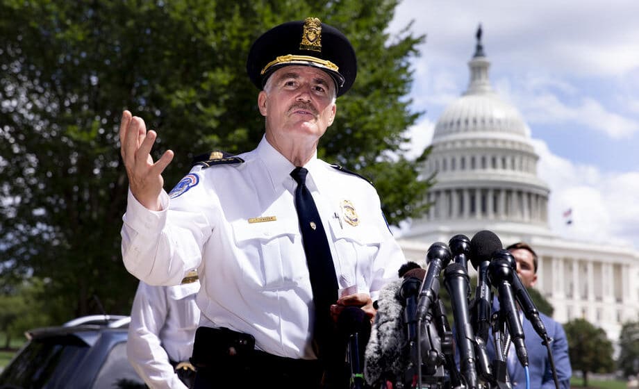 Policiji SAD se predao osumnjičeni koji je pretio bombom kod Kapitol hila 1