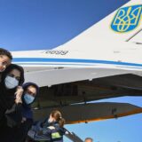 Avganistanka se porodila u avionu nakon evakuacije iz Kabula 5