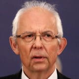 Kon: Epidemija stagnira i blago pada 12