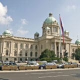 Da li se u javne institucije nekada u vreme velikih vrućina moglo ući "nepristojno odeveno"? 3