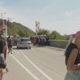 Nema izmeštanja ustoličenja 9