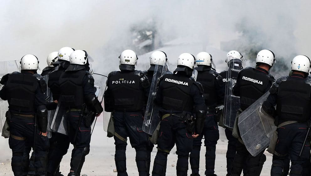 Krivokapić pripadnicima bezbednosnog sektora: Osvetlali ste obraz 1