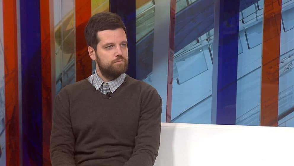 Balunović: Naprednjaci drže ekstremnu desnicu "pod šapom", ne zato što su suprotni već zato što su veći 1