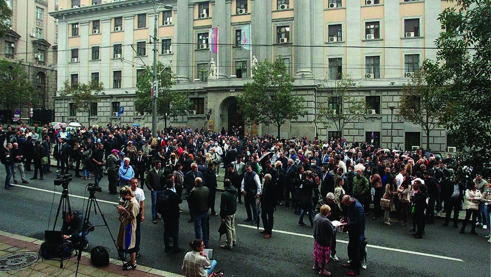 Policija prebrojava advokate pred novi protest 1